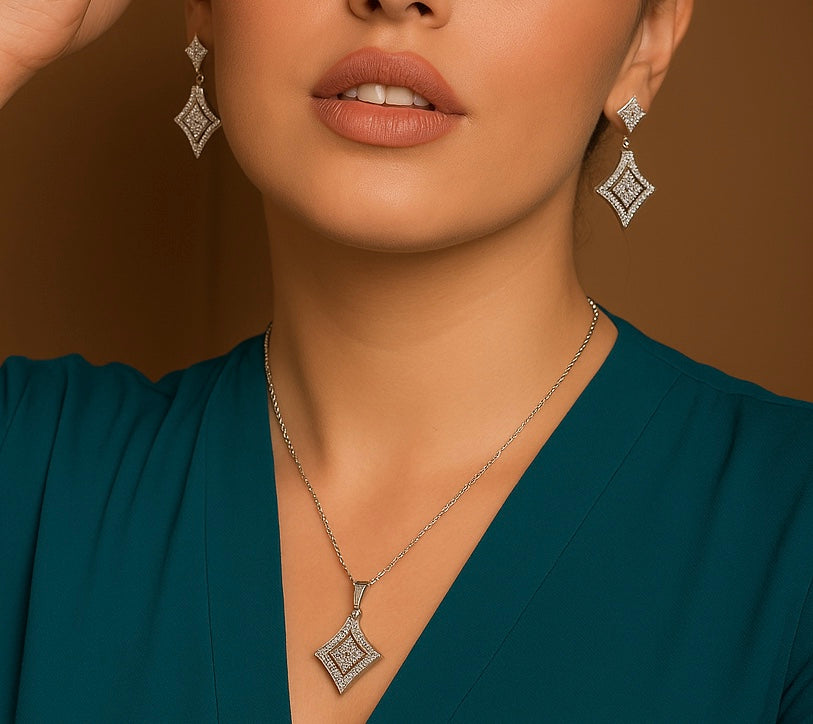 Diamond-Inspired Necklace and Earring Set